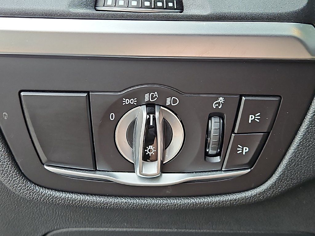 Used 2023 BMW X3 xDrive30i w/ Convenience Package AWD/4WD image 25