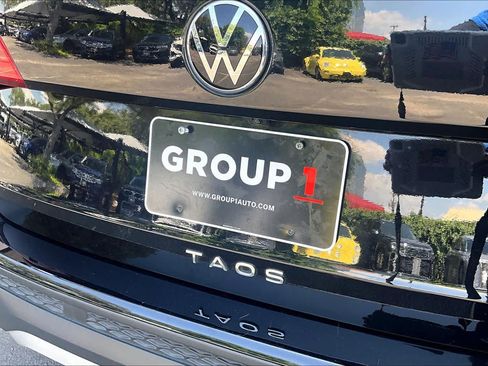 Used 2024 Volkswagen Taos S FWD image 33