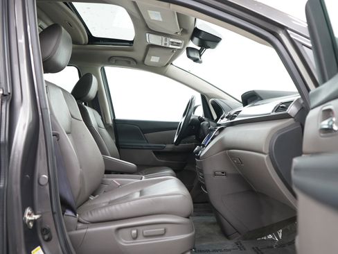 Used 2016 Honda Odyssey EX-L image 11