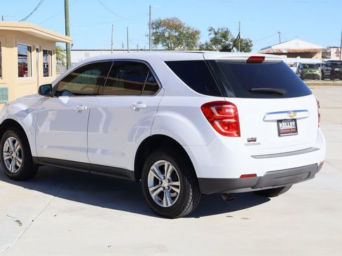 Used 2017 Chevrolet Equinox LS image 6