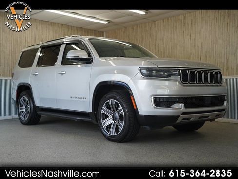 Used 2022 Jeep Wagoneer Series III w/ Convenience Group I AWD/4WD image 1