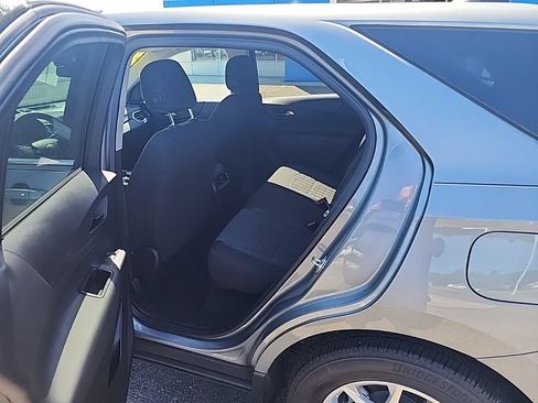 Used 2024 Chevrolet Equinox LT w/ LPO, Floor Liner Package AWD/4WD image 17