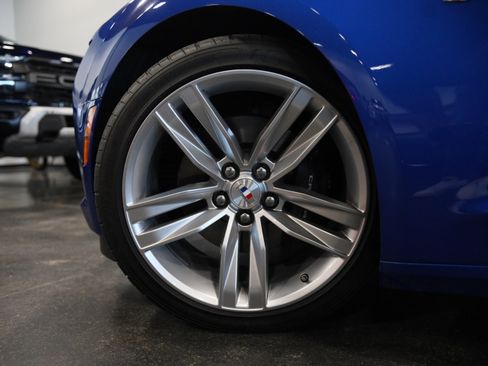 Used 2018 Chevrolet Camaro SS RWD image 13