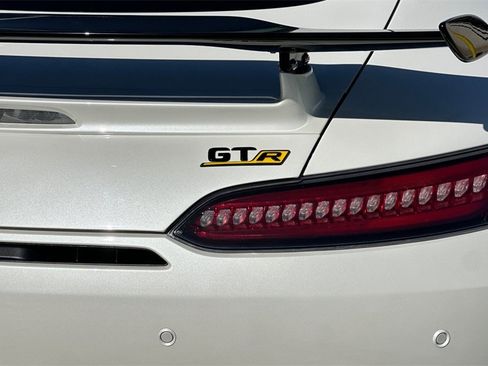 Used 2019 Mercedes-Benz AMG GT R image 31