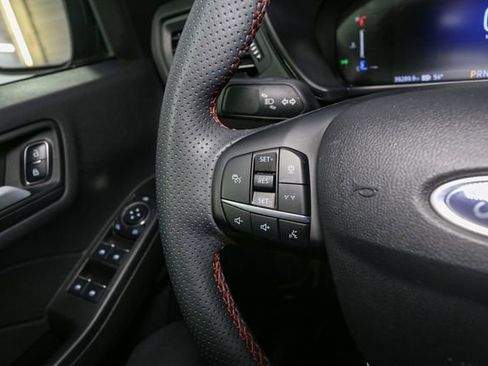 Used 2023 Ford Escape ST-Line w/ Tech Pack #1 AWD/4WD image 32