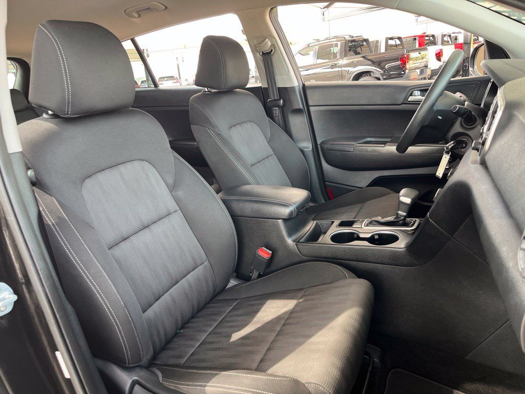 Used 2019 Kia Sportage LX AWD/4WD image 29