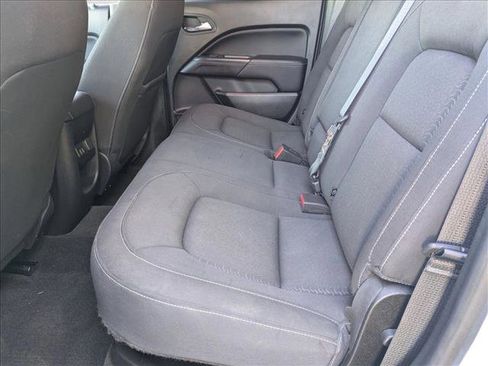 Used 2018 GMC Canyon SLE w/ SLE Convenience Package image 16