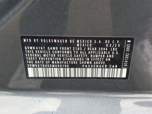 Used 2025 Volkswagen Jetta S image 31
