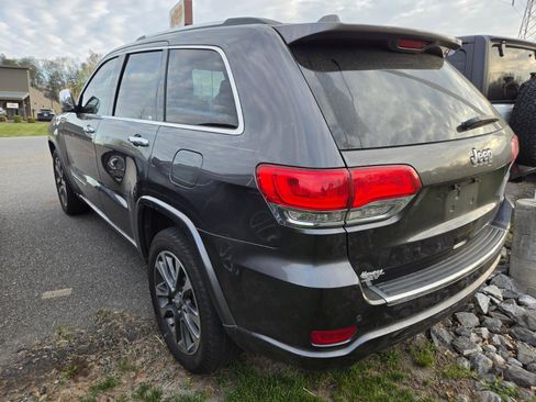 Used 2018 Jeep Grand Cherokee Overland image 9