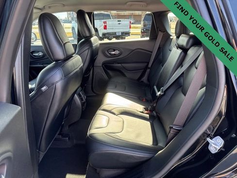 Used 2022 Jeep Cherokee Trailhawk w/ Premium Leather Package image 15