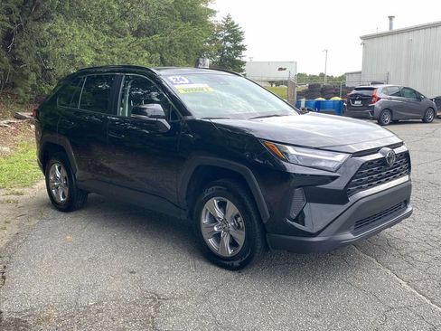 Used 2024 Toyota RAV4 XLE FWD image 6