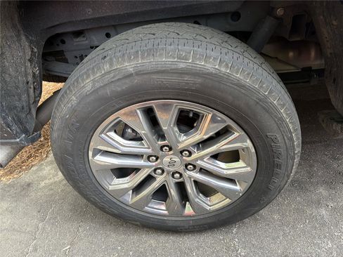 Used 2024 Ford F150 King Ranch w/ FX4 Off-Road Package image 14