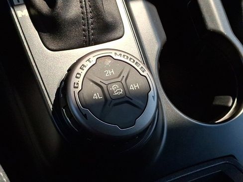 Certified 2024 Ford Bronco Outer Banks AWD/4WD image 28