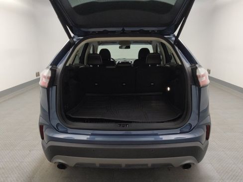 Used 2019 Ford Edge Titanium FWD image 29