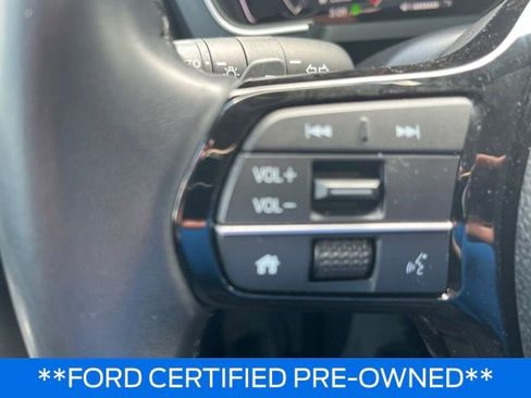 Used 2024 Honda Pilot Touring image 14