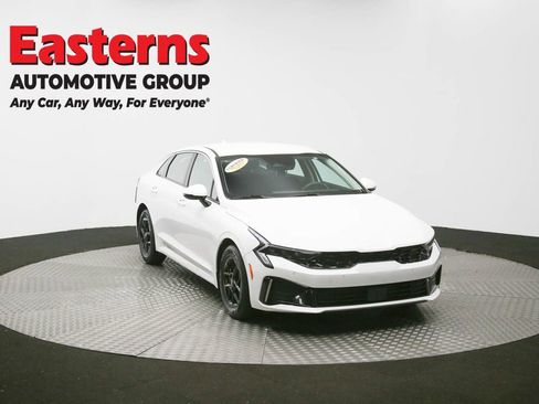 Used 2025 Kia K5 LXS FWD image 50