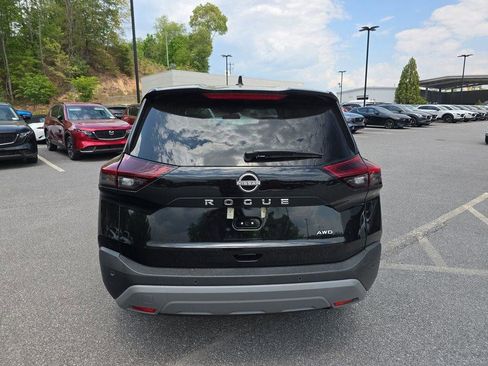 Used 2023 Nissan Rogue S AWD/4WD image 4