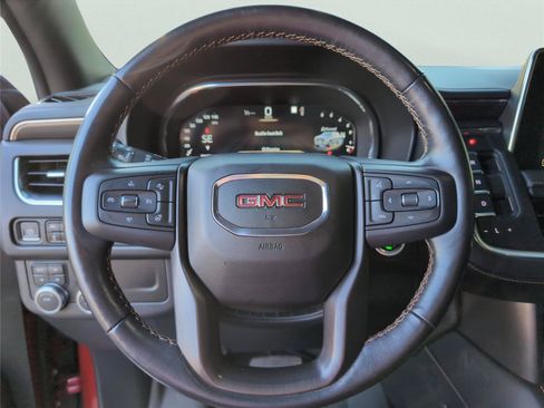 Used 2023 GMC Yukon AT4 AWD/4WD image 20