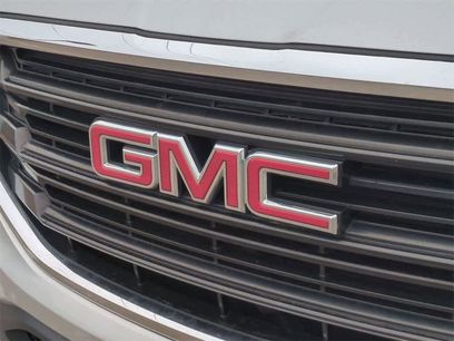 Used 2019 GMC Terrain SLE w/ Driver Convenience Package