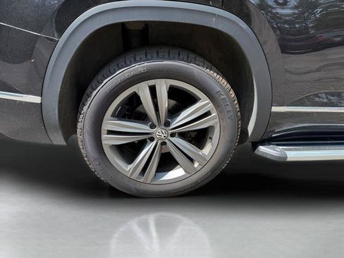 Used 2019 Volkswagen Atlas SEL R-Line AWD/4WD image 29