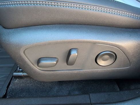 New 2026 Chevrolet Equinox EV LT image 14