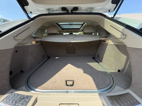 Used 2012 Cadillac SRX Luxury FWD image 16