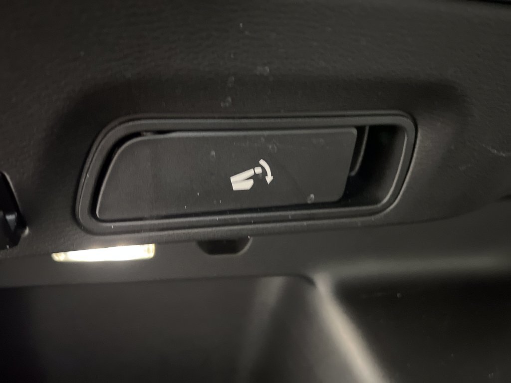 Used 2025 Mitsubishi Outlander SE AWD/4WD image 41