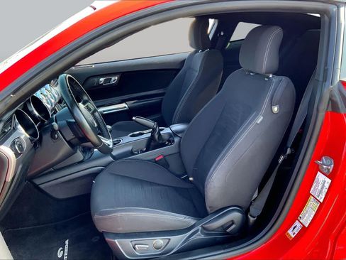 Used 2015 Ford Mustang GT RWD image 7