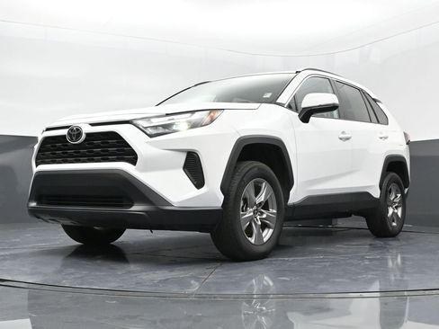Certified 2024 Toyota RAV4 XLE image 29