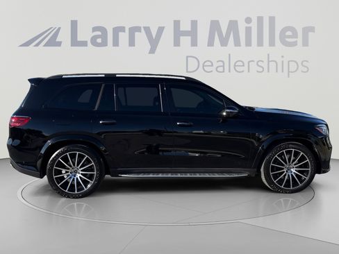 Used 2024 Mercedes-Benz GLS 580 4MATIC image 6