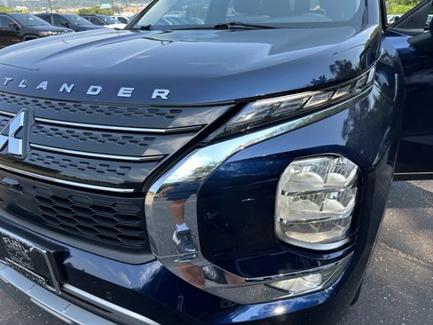 Used 2022 Mitsubishi Outlander SE AWD/4WD image 41
