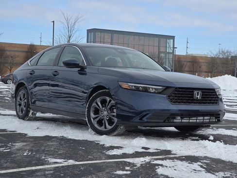 Certified 2023 Honda Accord EX image 2