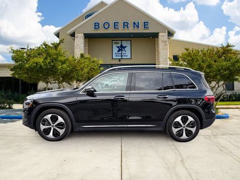 Used 2025 Mercedes-Benz GLB 250 image 2