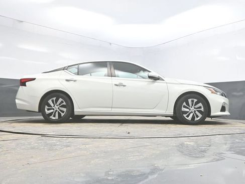 Used 2021 Nissan Altima 2.5 S image 32