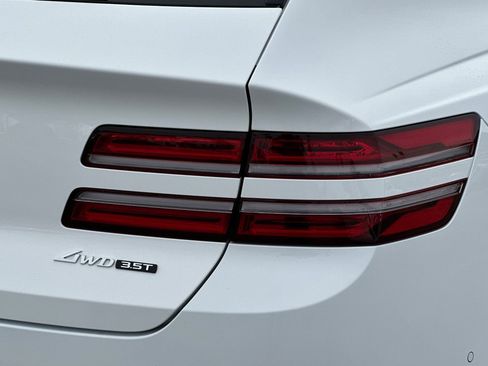 Used 2024 Genesis GV80 3.5T w/ Advanced Package image 27