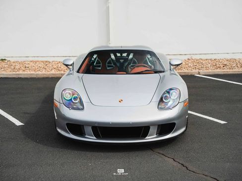 Used 2004 Porsche Carrera GT RWD image 6