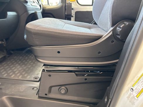 Used 2024 RAM ProMaster 3500 w/ Delivery Van Package FWD image 40