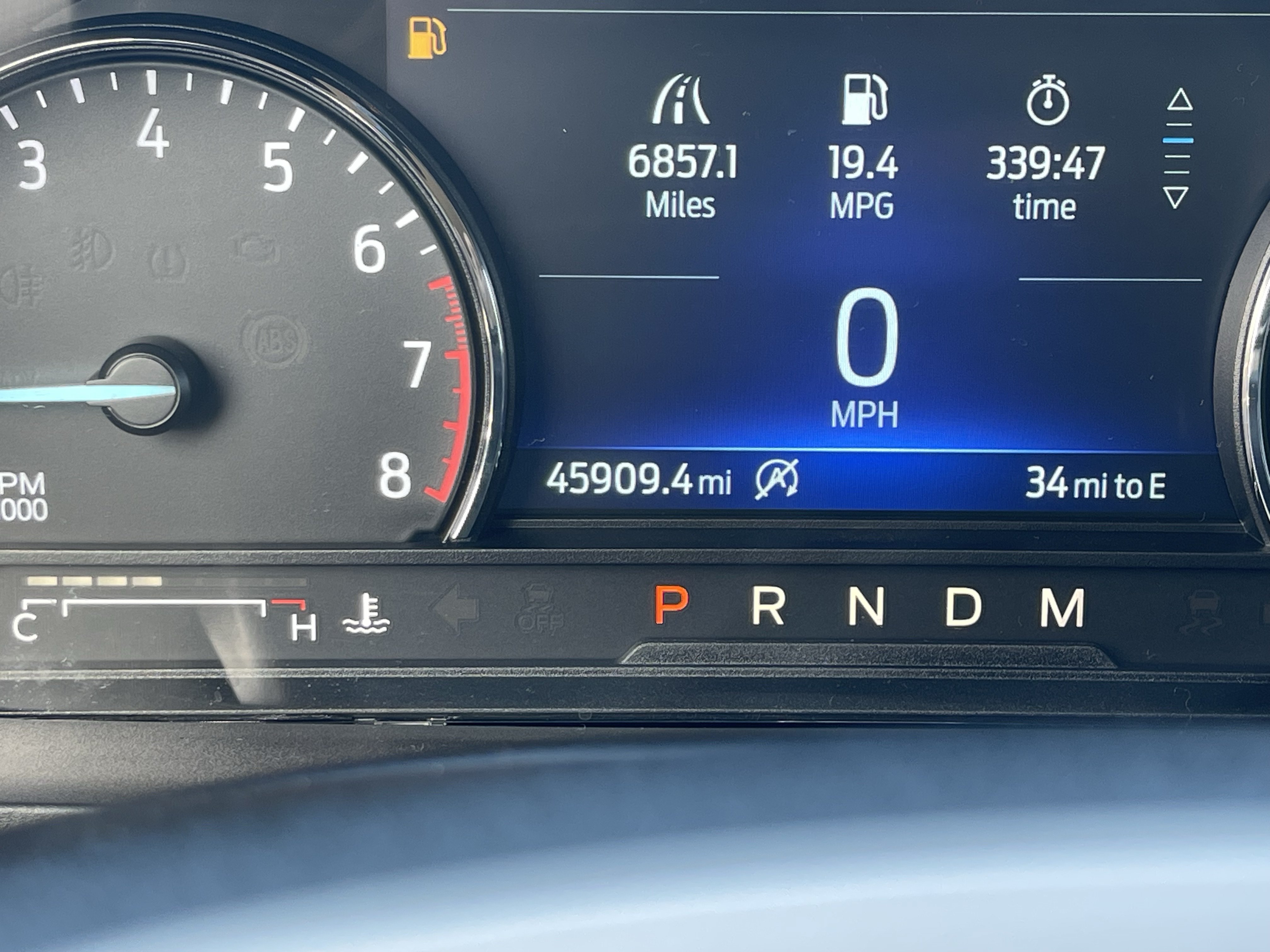 Used 2020 Ford Explorer XLT w/ Equipment Group 202A RWD image 33