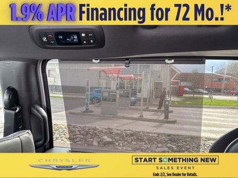 New 2026 Chrysler Pacifica Select image 22