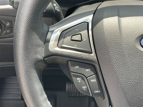 Used 2023 Ford Edge SEL w/ Convenience Package image 18