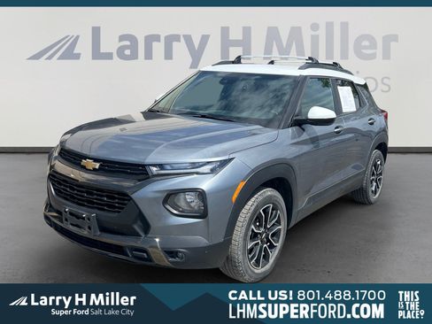 Used 2021 Chevrolet TrailBlazer ACTIV w/ Technology Package AWD/4WD image 1