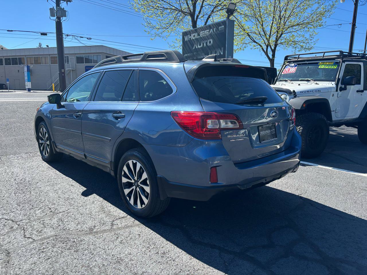 Used 2017 Subaru Outback 2.5i Limited AWD/4WD image 3