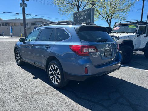 Used 2017 Subaru Outback 2.5i Limited AWD/4WD image 3