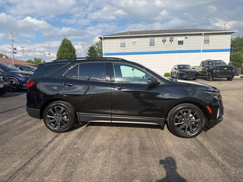 Used 2023 Chevrolet Equinox RS w/ RS Leather Package FWD image 6