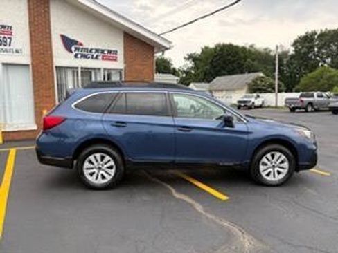 Used 2019 Subaru Outback 2.5i Premium AWD/4WD image 5