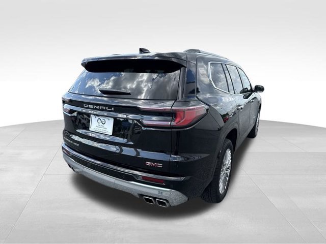 Used 2024 GMC Acadia Denali AWD/4WD image 8