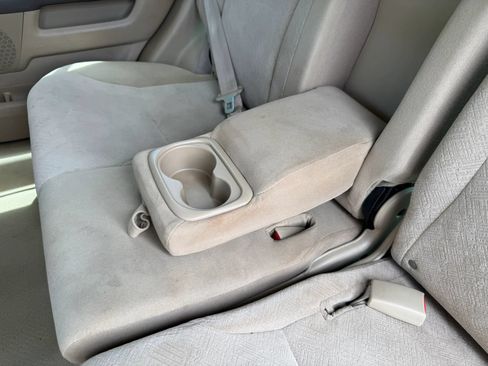 Used 2005 Honda CR-V EX image 11