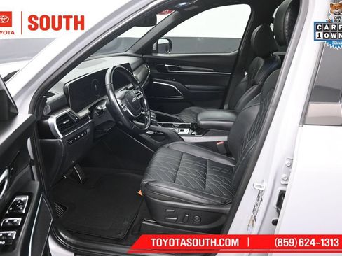 Used 2024 Kia Telluride SX X-Pro AWD/4WD image 9