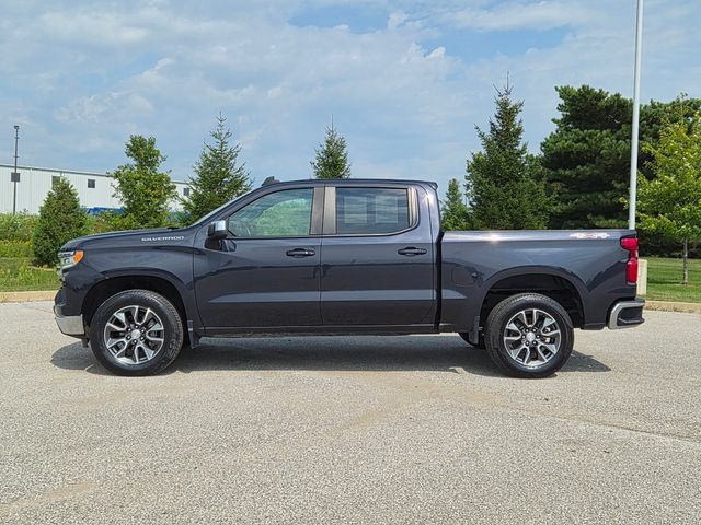 Certified 2024 Chevrolet Silverado 1500 LT AWD/4WD image 8