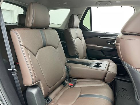 Used 2023 Honda Pilot Elite image 39